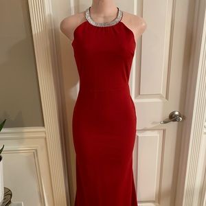 Women’s halter sleeveless red dress size (S)